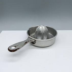 Kwicky Aluminum Handled Juicer