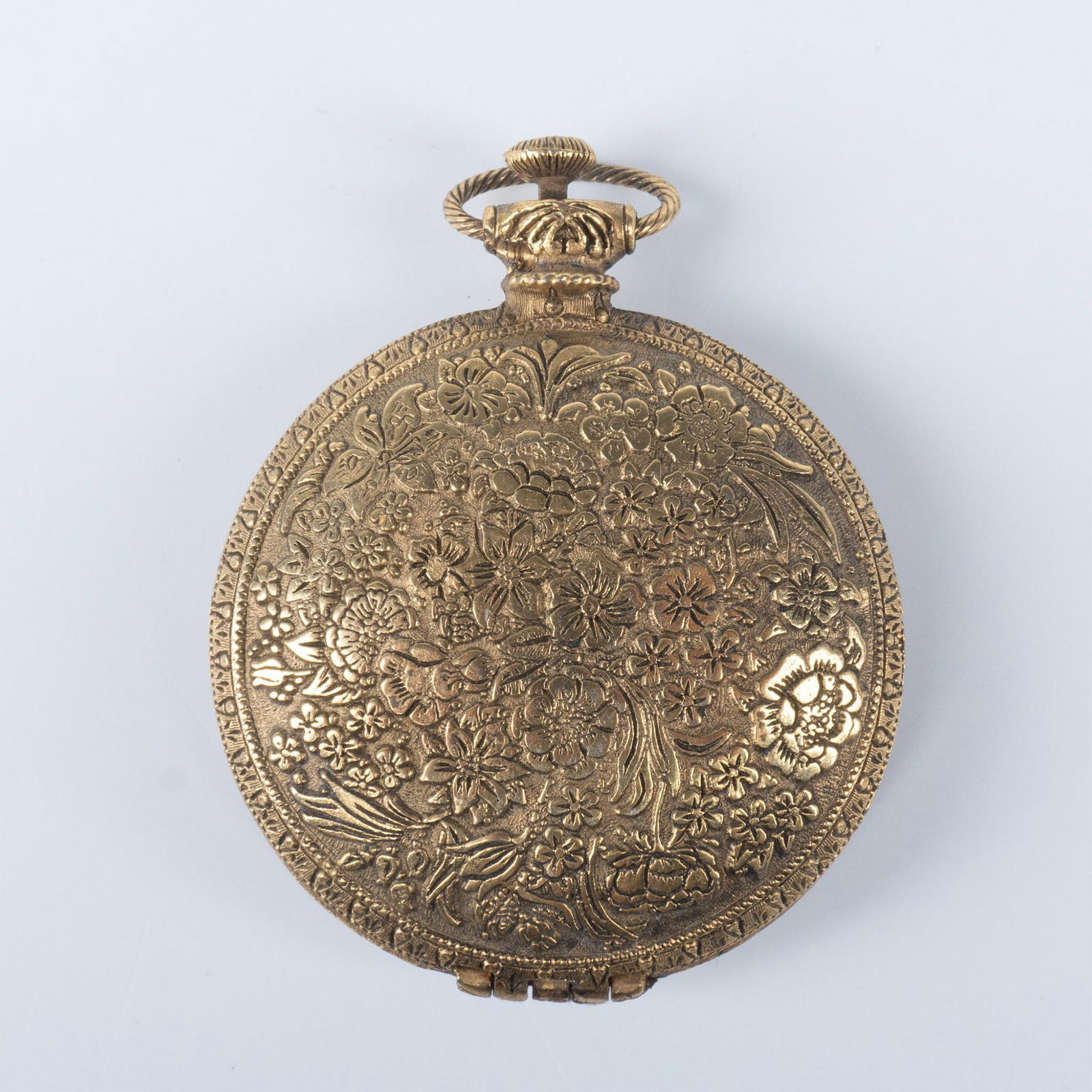 Golden Pocket Watch Makeup Compact (1 of 3)