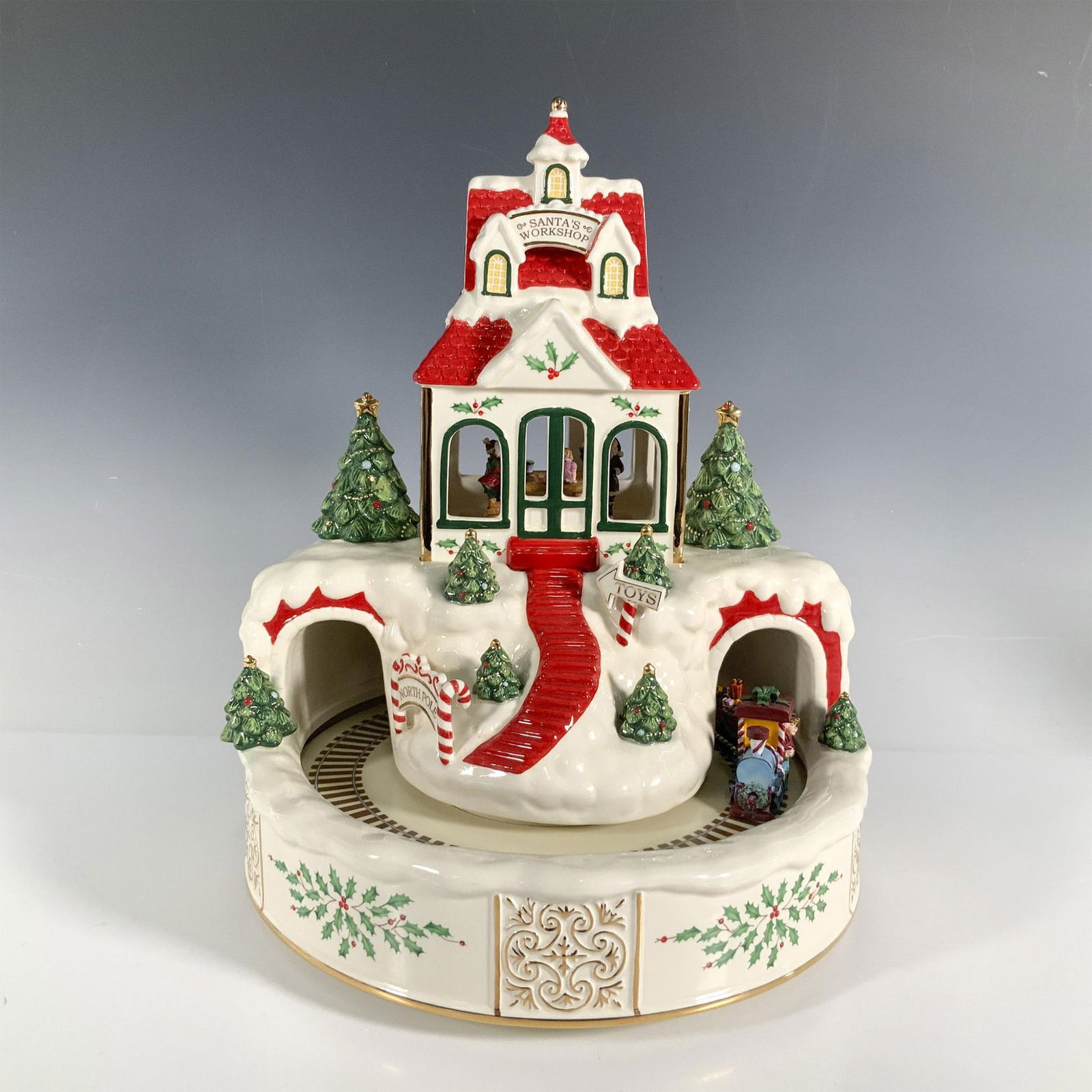 Lenox Holiday Santa's Workshop Musical Centerpiece, Toyland (1 of 5)