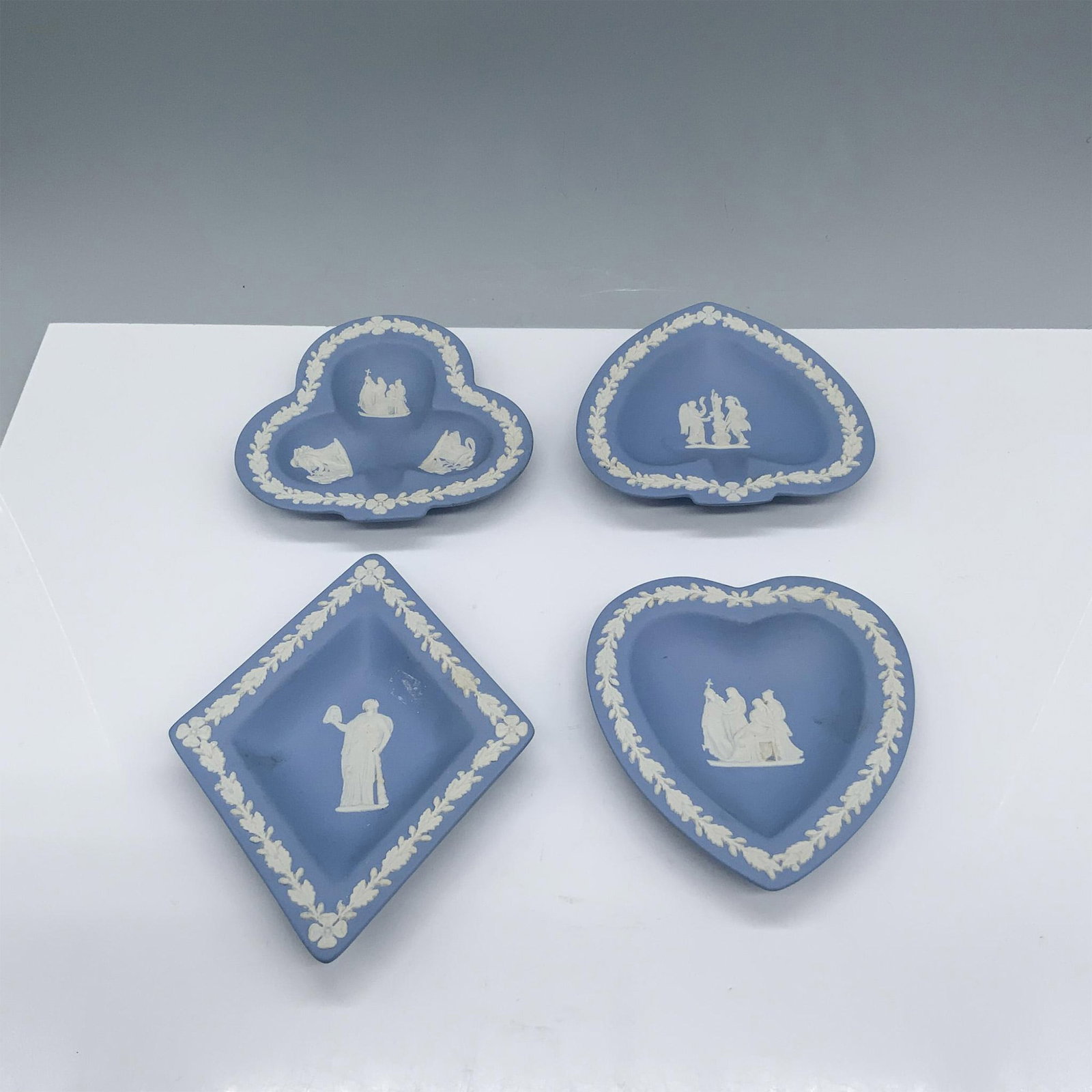 4pc Wedgwood England Blue Decorative Plates (1 of 3)