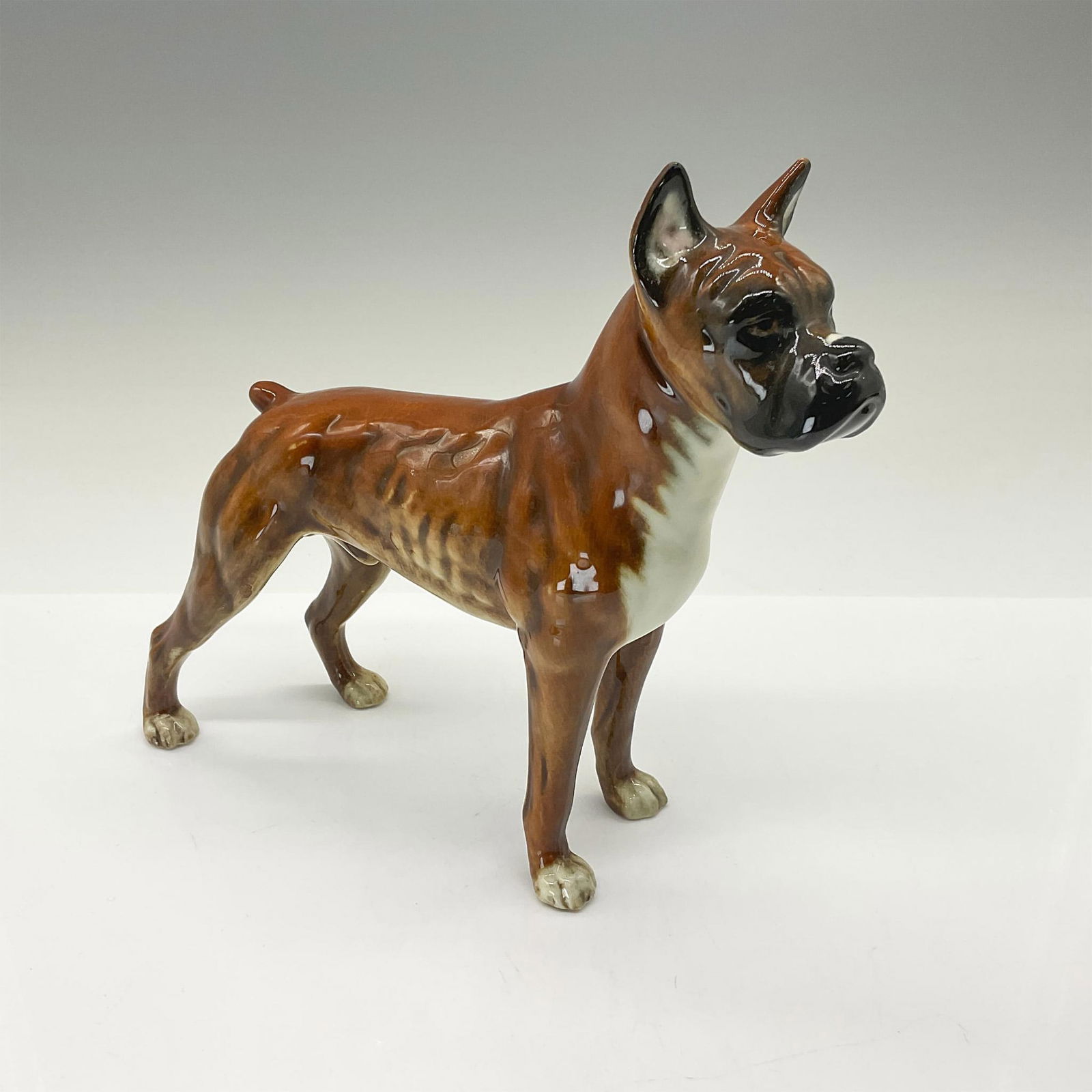 Goebel Figurine, Standing Boxer Dog CH 617 (1 of 5)