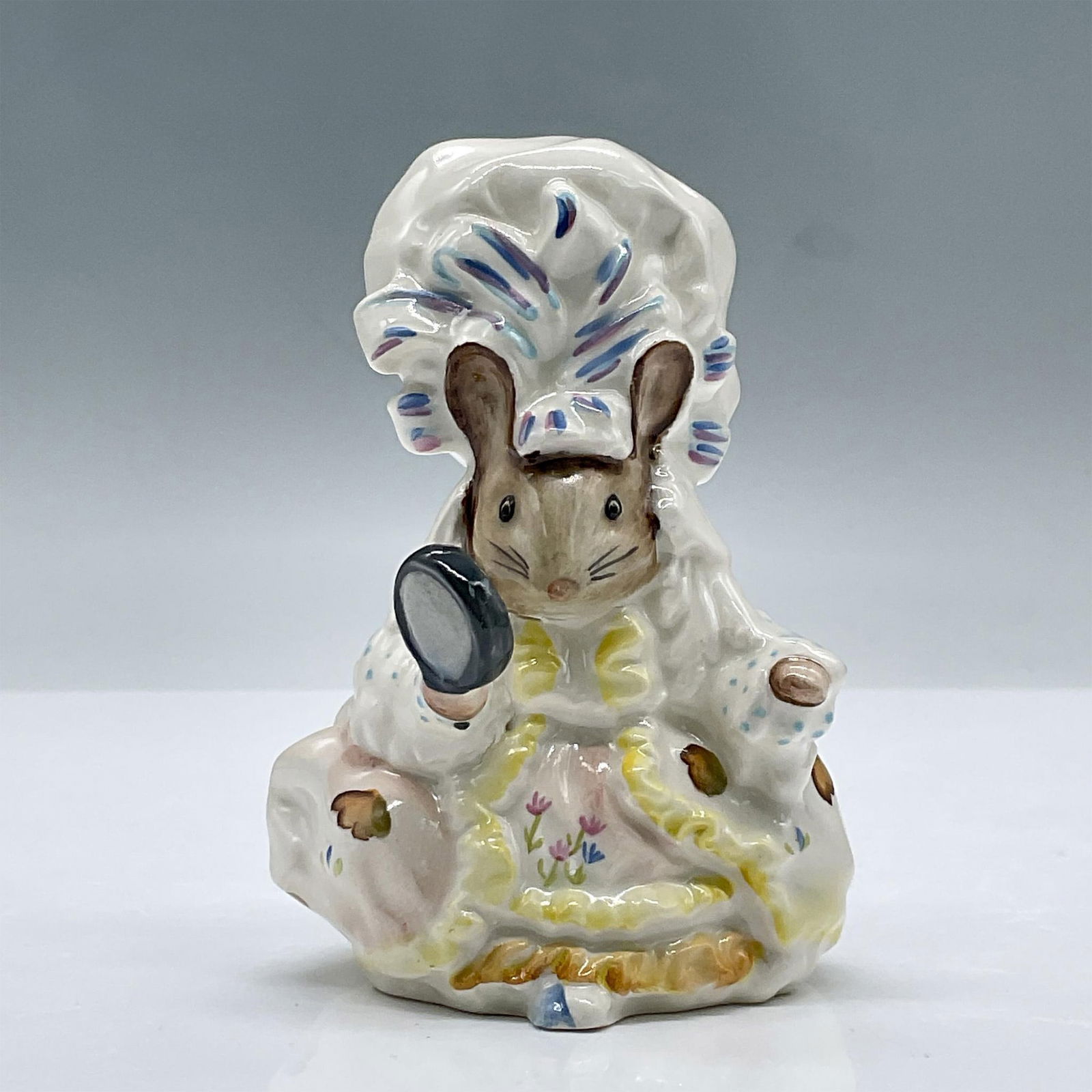 Beswick Beatrix Potter Figurine, Lady Mouse (1 of 3)
