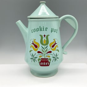 McCoy Pottery Collectible Cookie Jar, Cookie Pot