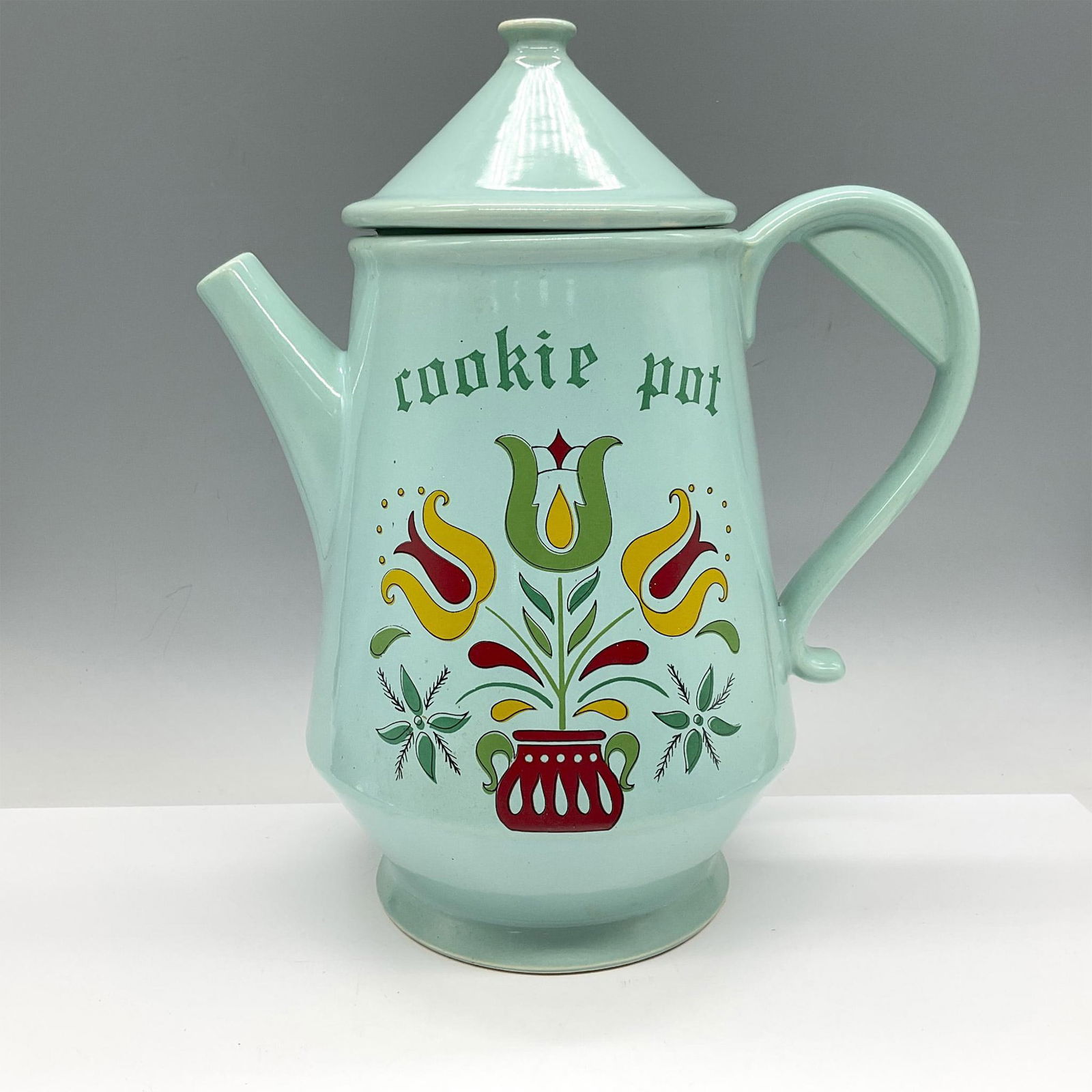 McCoy Pottery Collectible Cookie Jar, Cookie Pot (1 of 3)