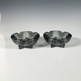 Pair of Heisey Dawn Lodestar Ashtrays