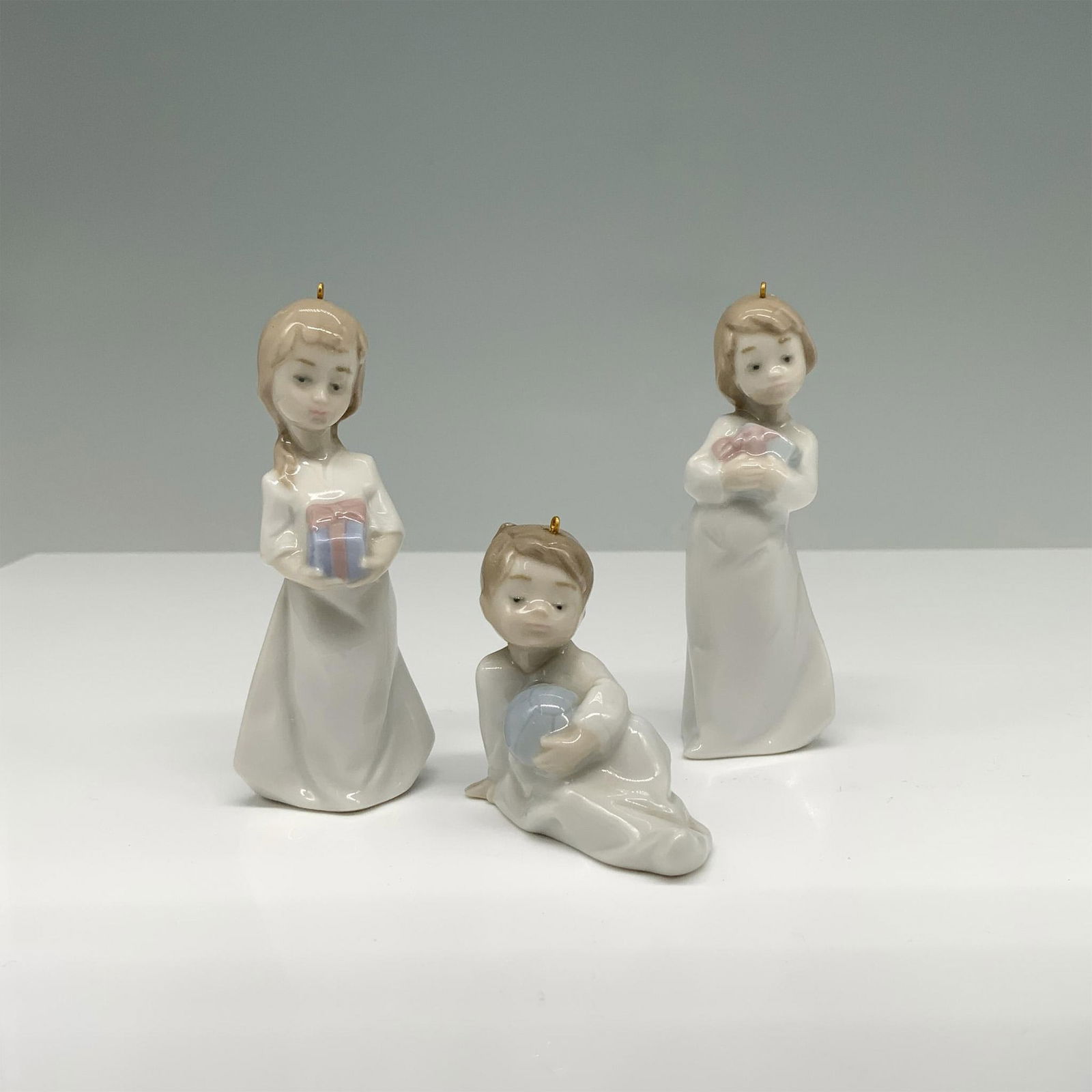 Lladro Porcelain Tree Ornament Set Christmas Morning 1005940 (1 of 5)