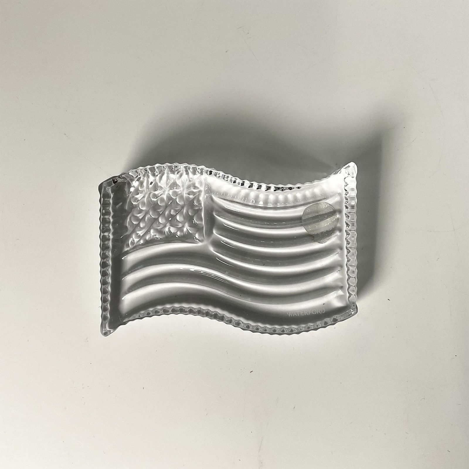 Waterford Crystal American Flag Paperweight (1 of 4)