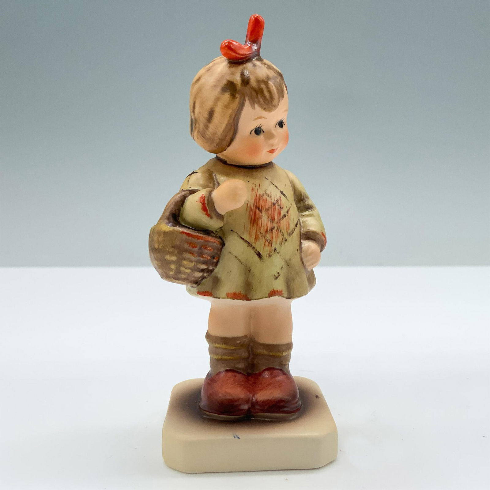 Goebel Hummel Figurines, I Brought You A Gift (1 of 4)