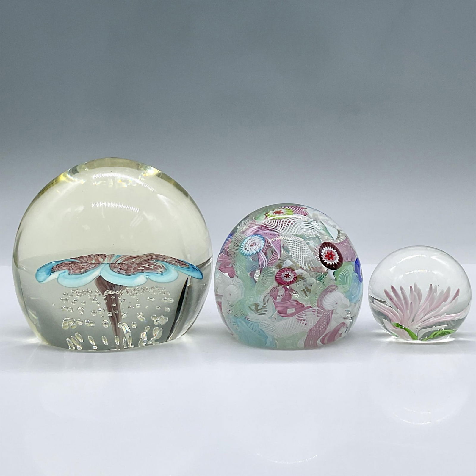 3pc Glass Floral Spherical Paperweights (1 of 3)