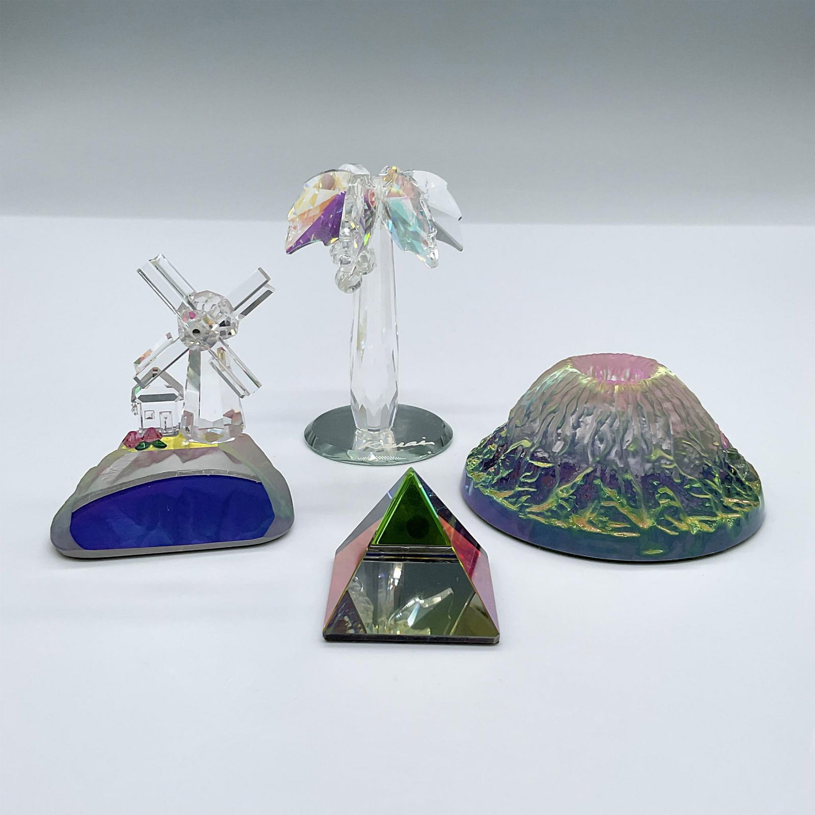 4pc Iridescent Crystal Assortment of Figures (1 of 3)