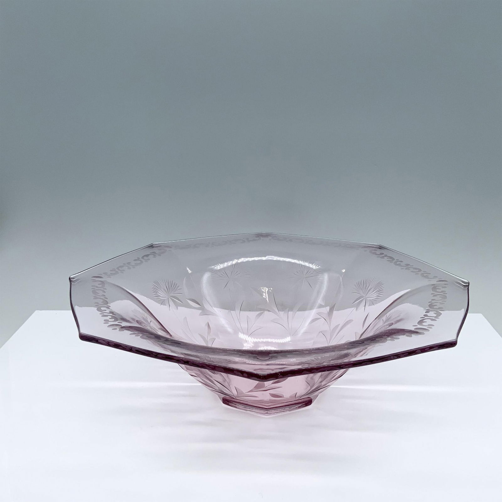 Heisey Glass Pink Bowl, Hawthorne (1 of 7)
