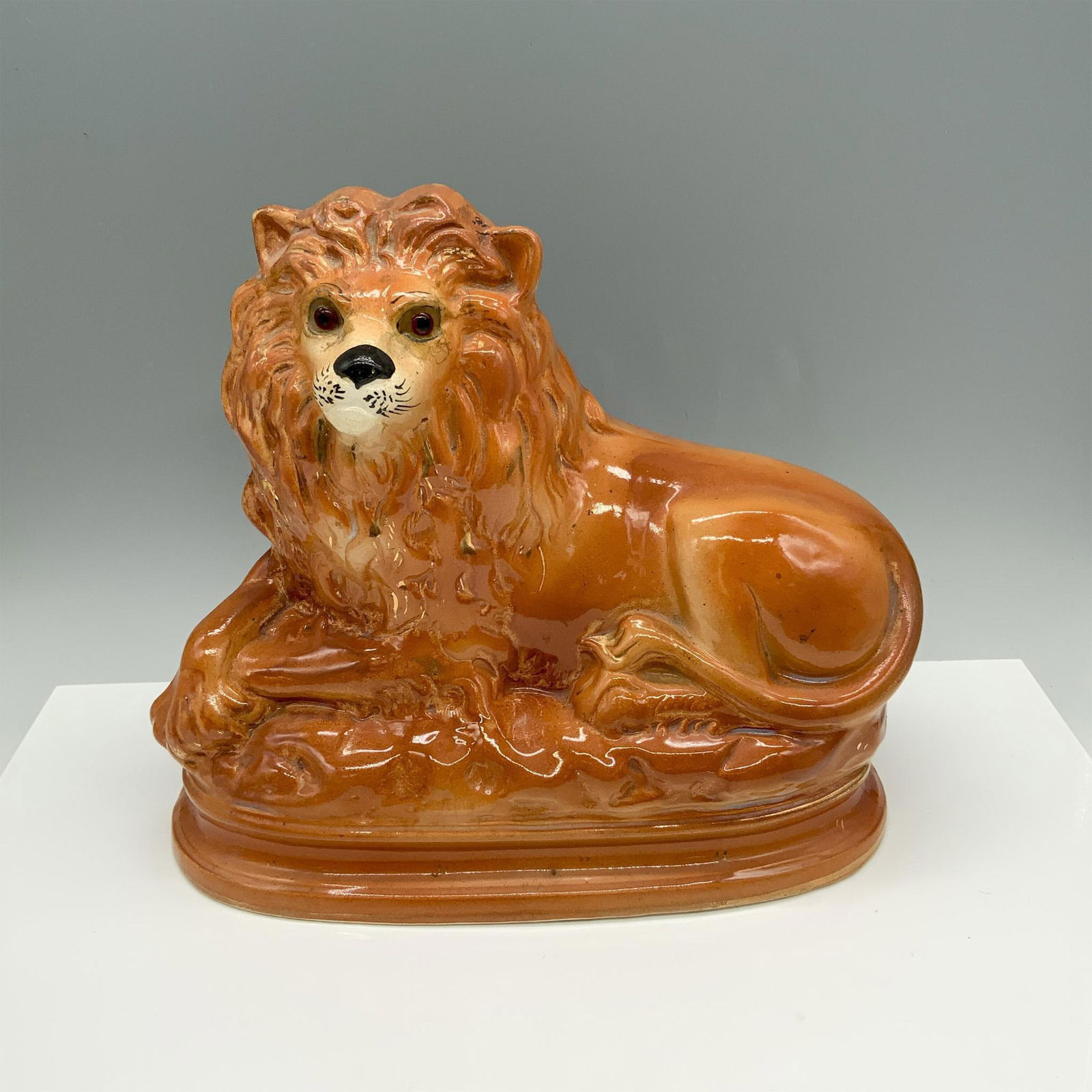 Lion with Glass Eyes Porcelain Statuette (1 of 3)
