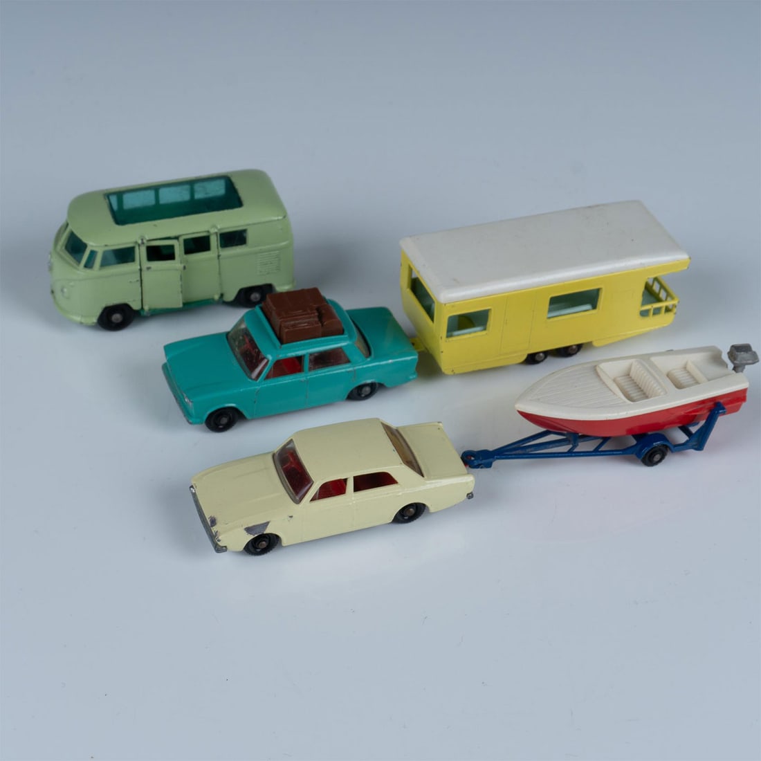 6pc Vintage Matchbox Lesney Green VW Bus And Travel Cars (1 of 4)