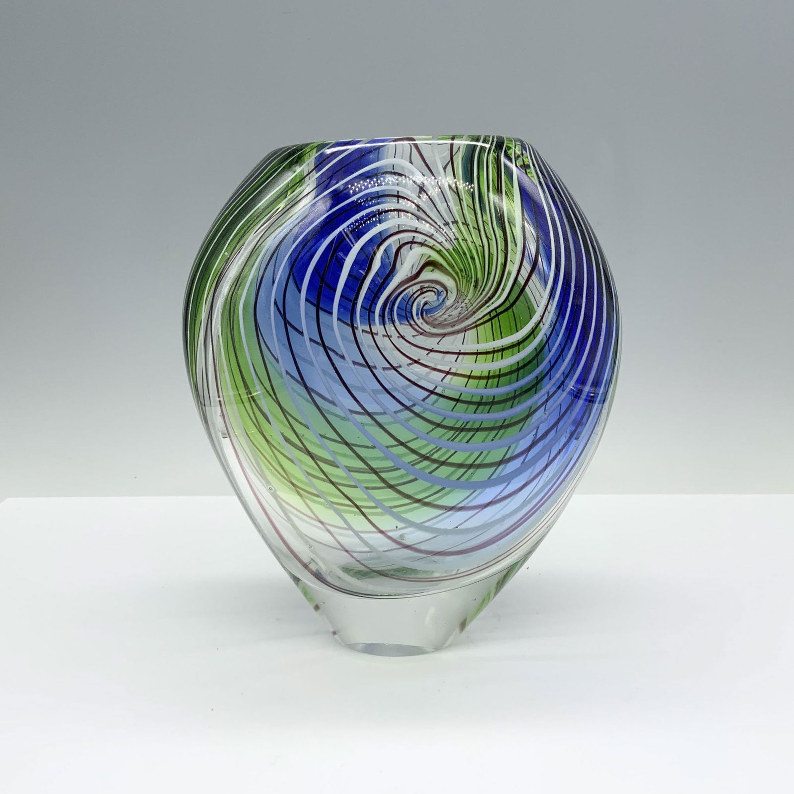 Modernist Art Glass Swirl Patterned Vase (1 of 3)