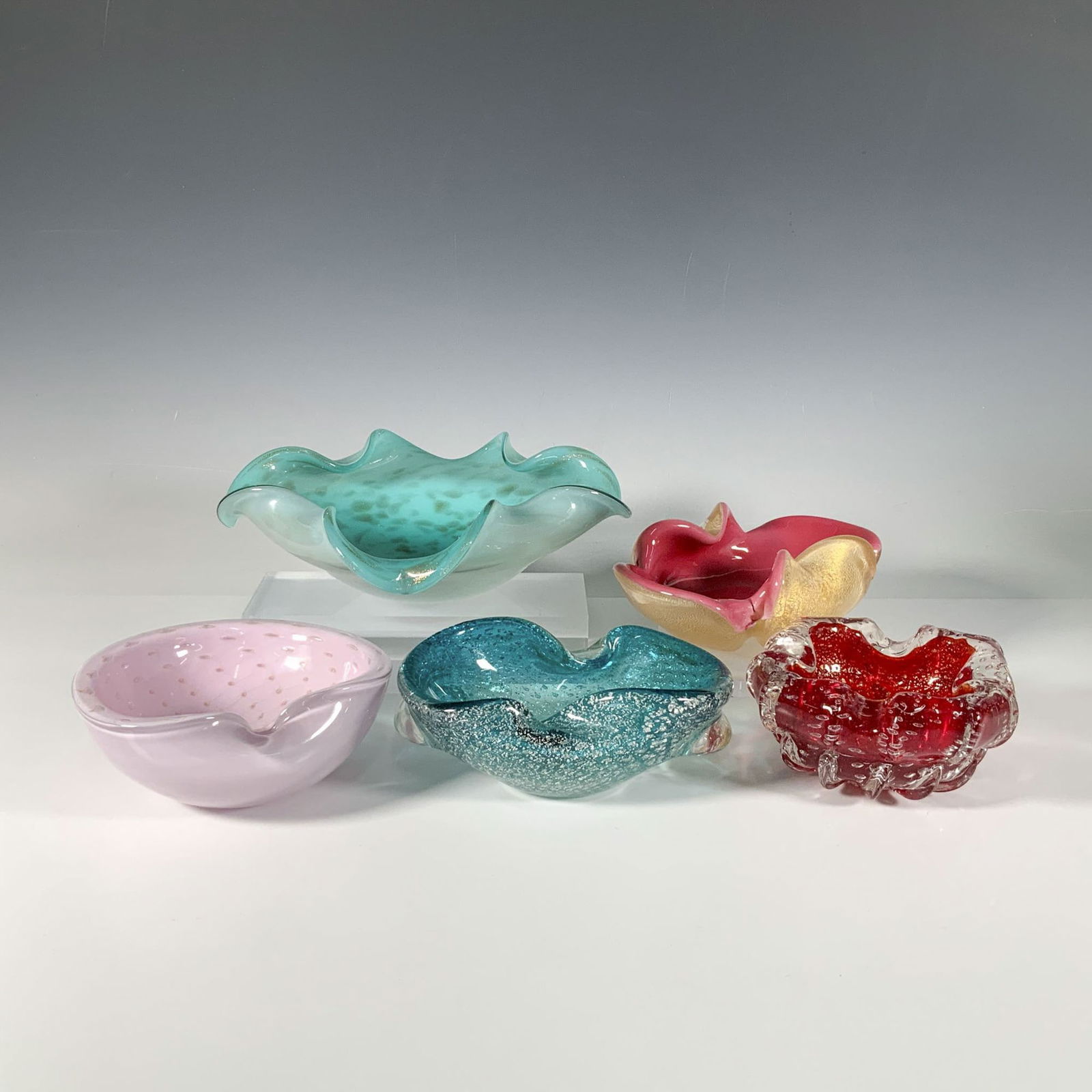 5pc Mid Century Modern Art Glass Decorative Bowls (1 of 5)