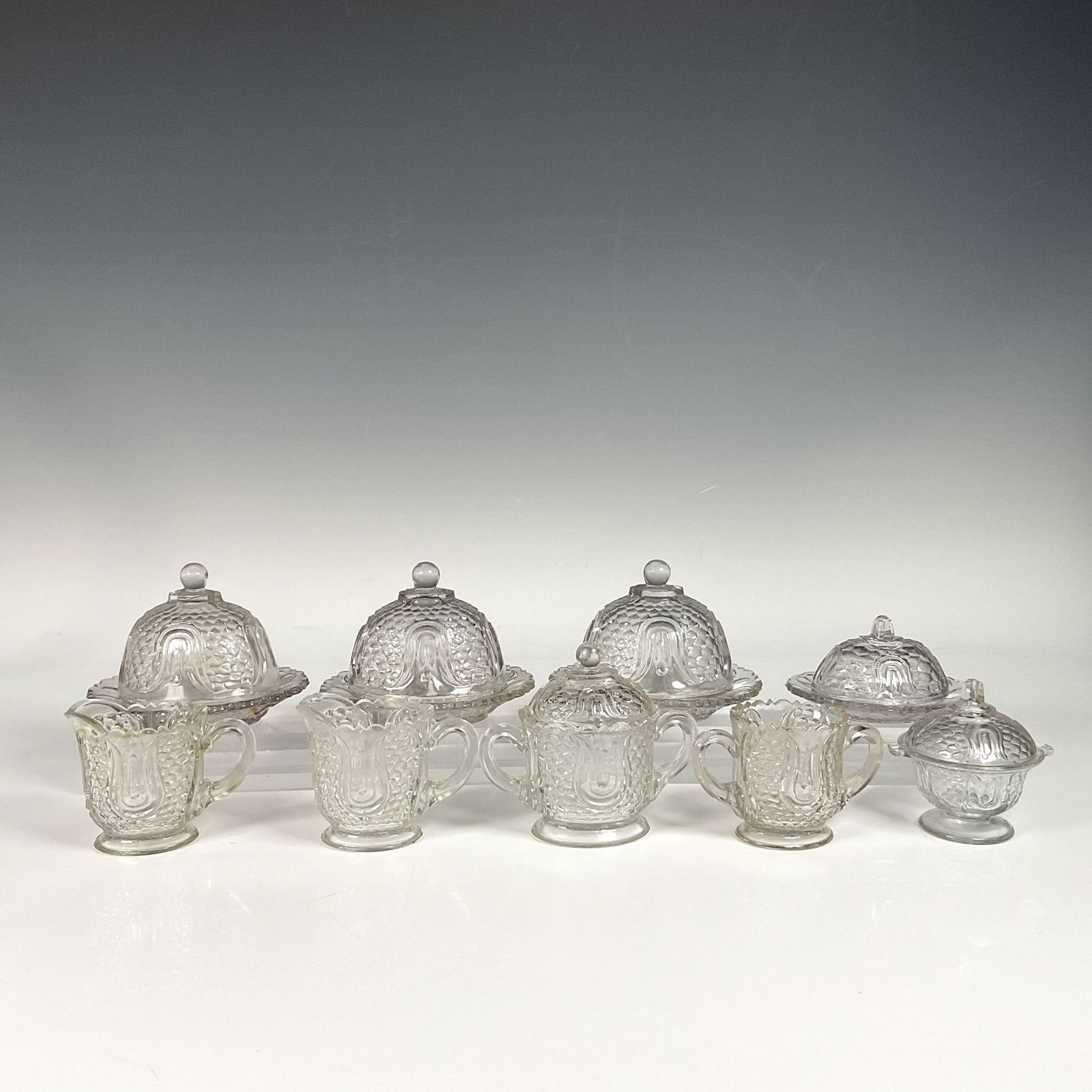 9pc Glass Fish Scale Pattern Tableware (1 of 3)