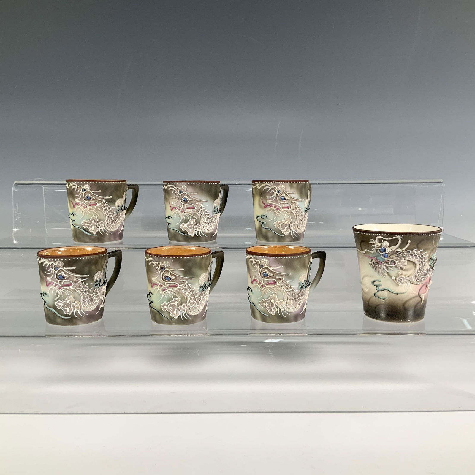 7pc Japanese Art Pottery Dragonware Mini Mugs and Saki Cup (1 of 3)
