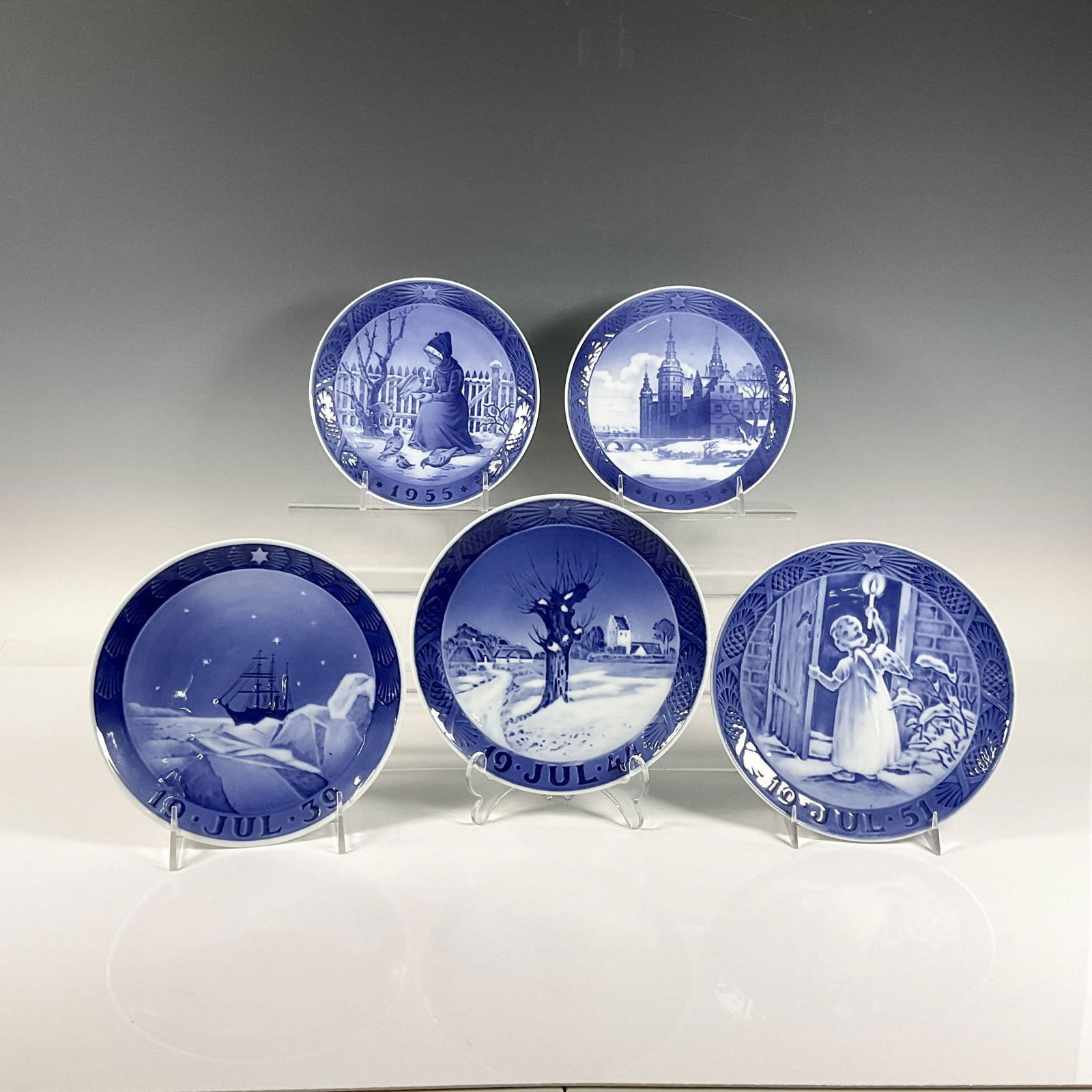 5pc Royal Copenhagen Porcelain Christmas Plates 1939 - 1955 (1 of 3)