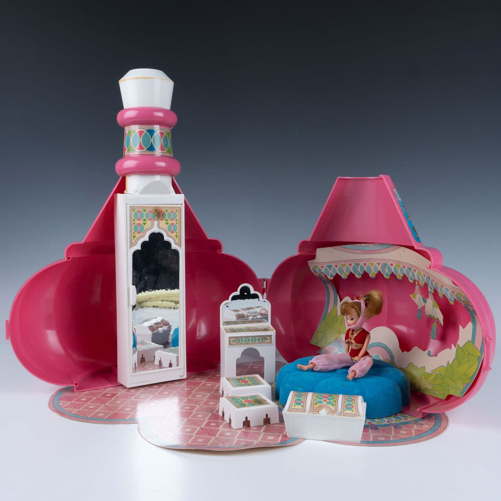 9pc Vintage I Dream of Jeannie Dream Bottle Playset (1 of 8)