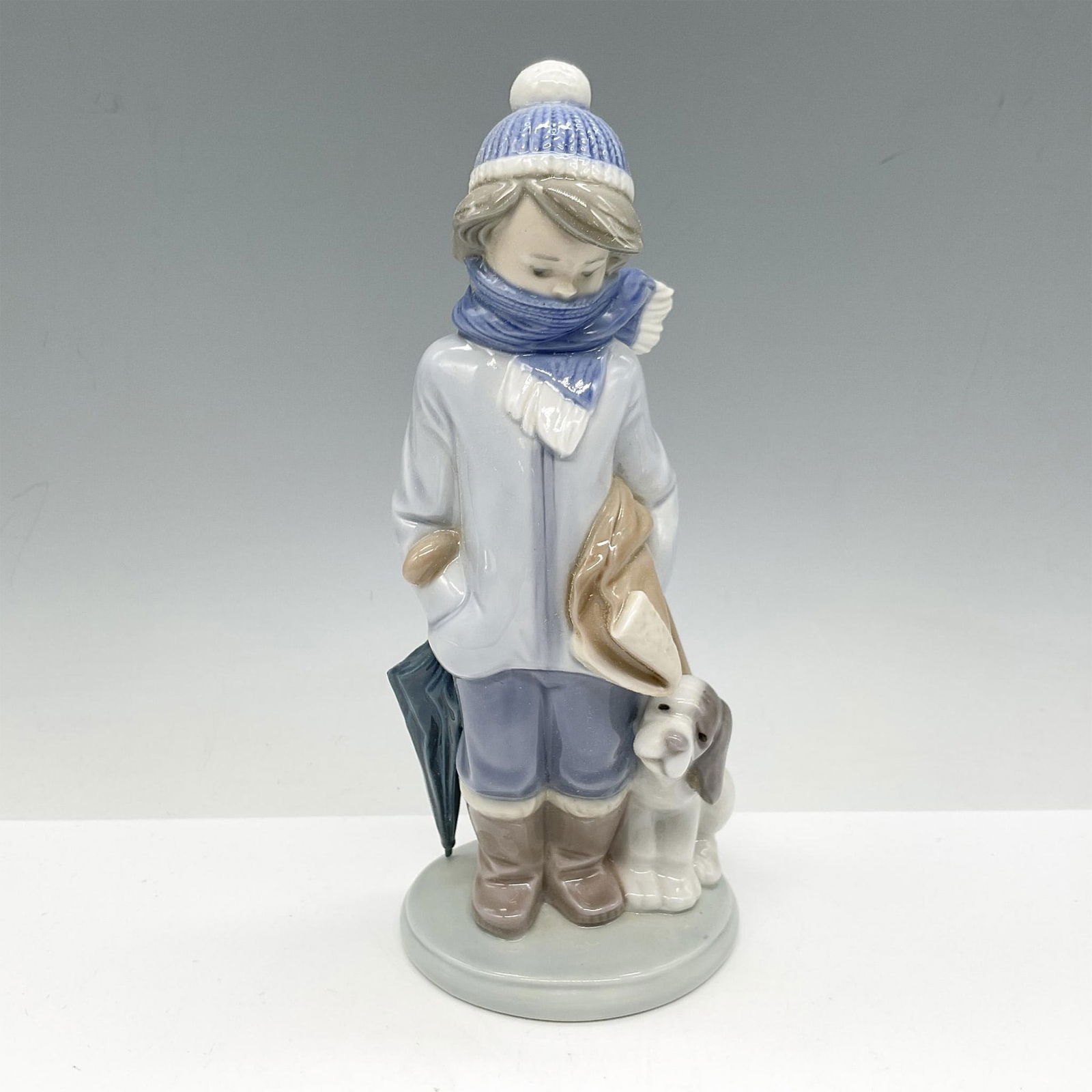 Winter 01005220 - Lladro Porcelain Figurine (1 of 3)