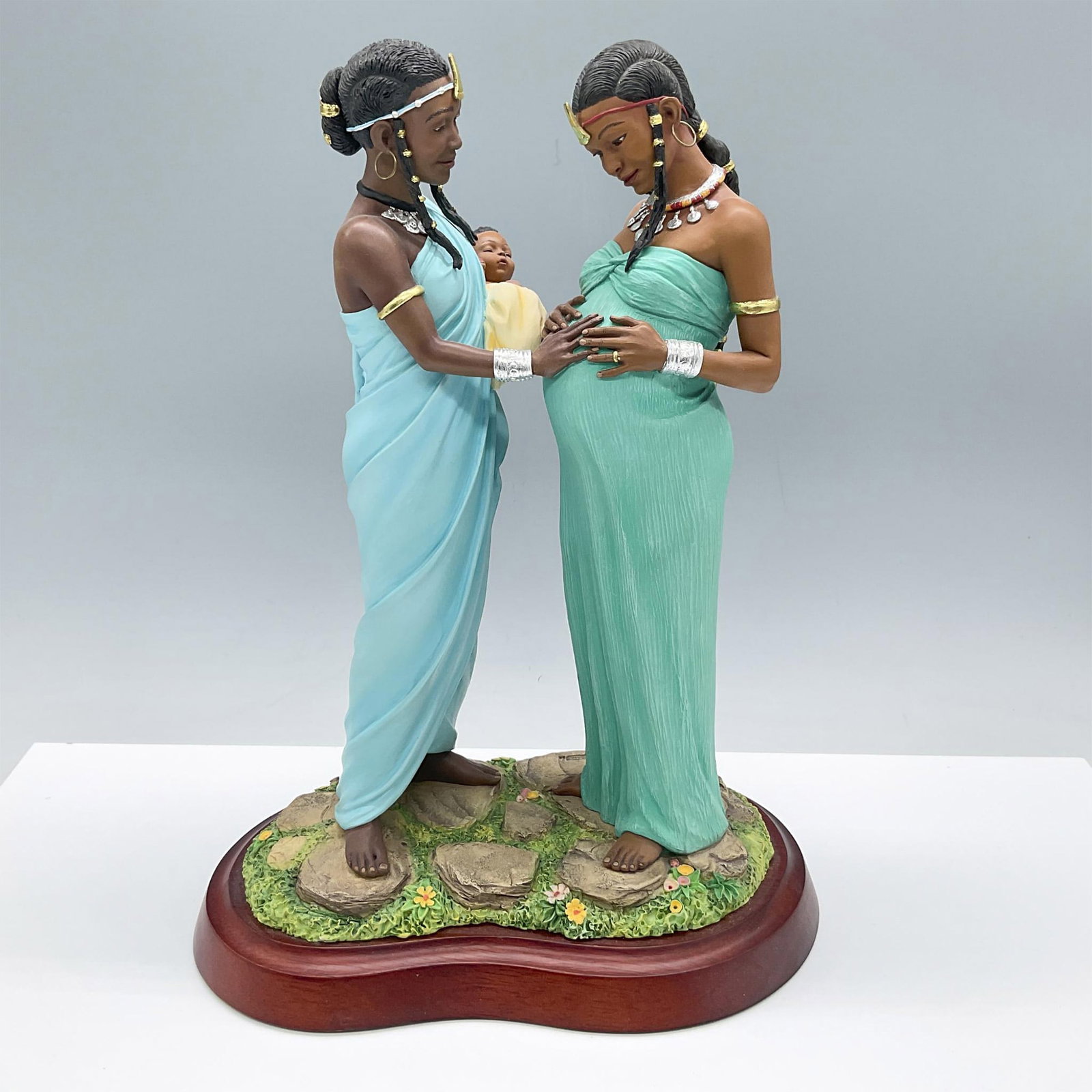 Thomas Blackshear Ebony Visions Figurine, Sisters Motherhood (1 of 3)