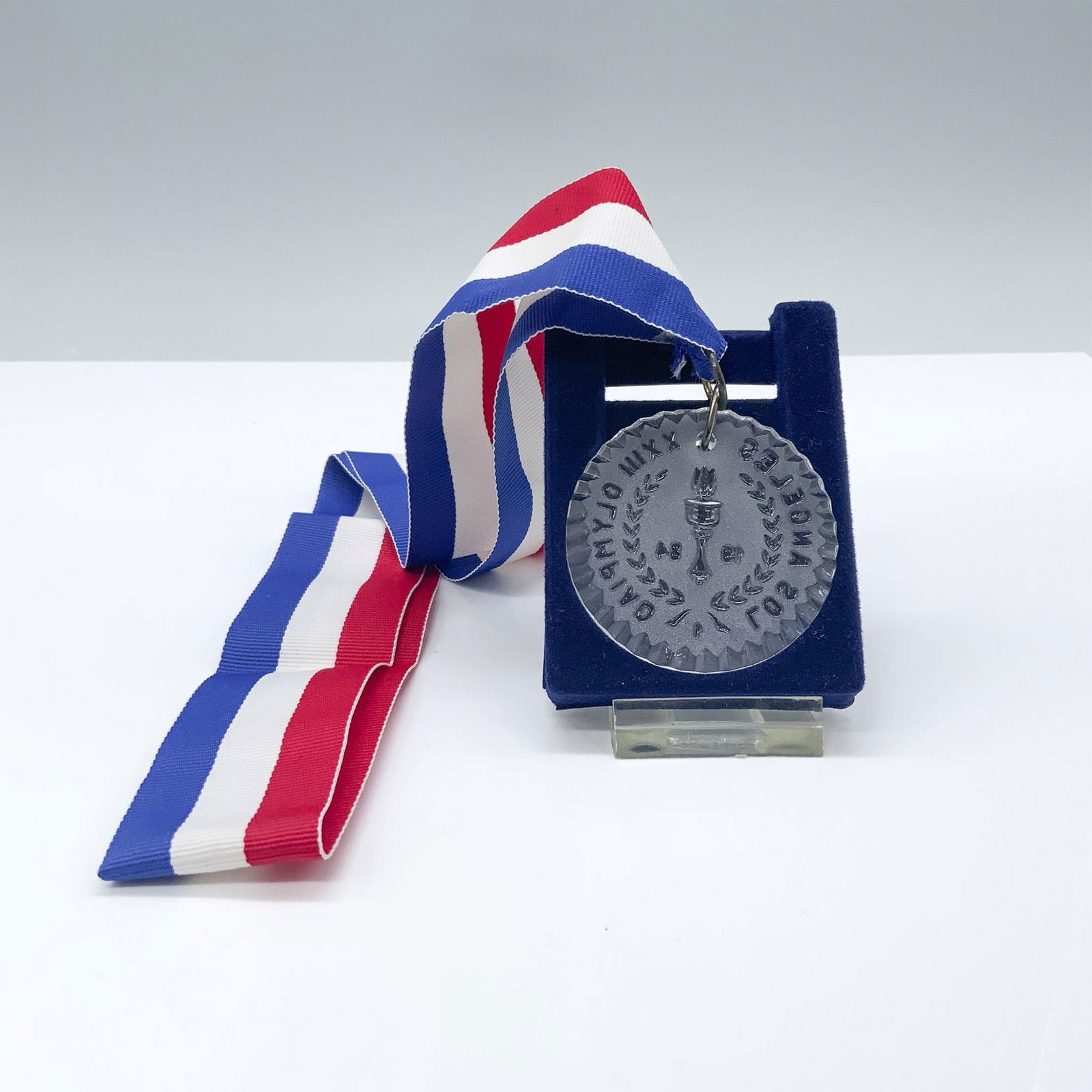 Waterford Crystal Medal, Los Angeles XXIII Olympiad (1 of 3)