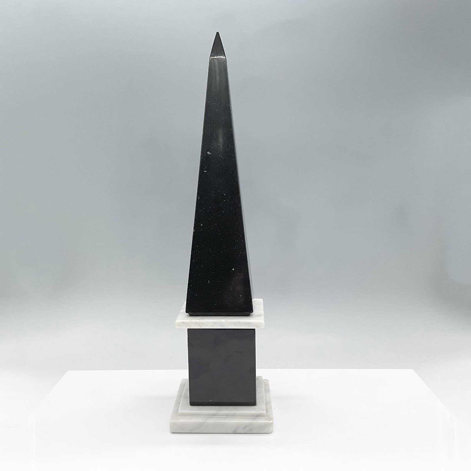 Vintage Marble Obelisk: 4-sided, comes to a point at top, white marble separates bottom and top sections with an attached white marble base. Issued: 20th century Dimensions: 4.25"L x 4.25"W x 16.25"H