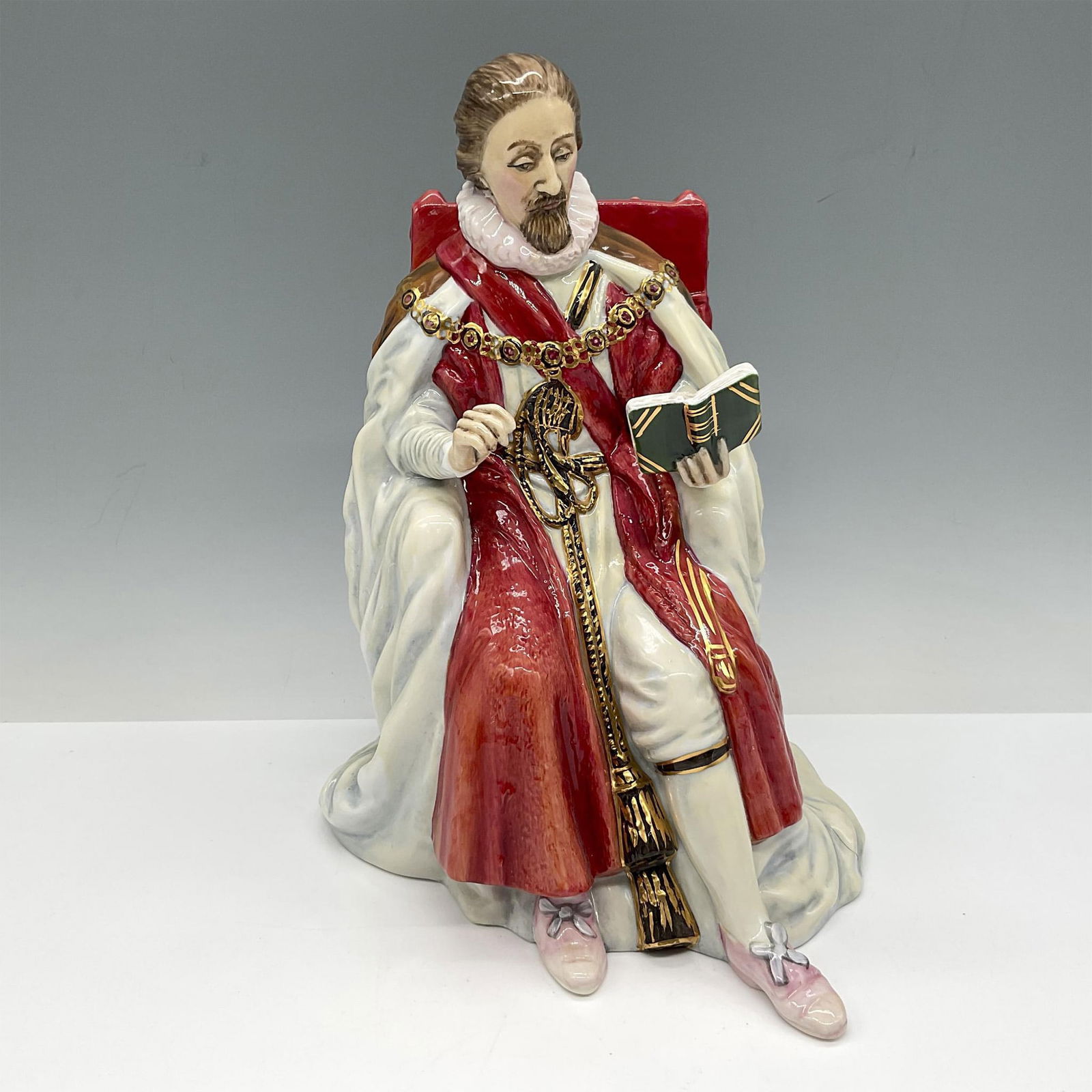 Royal Doulton Figurine, King James I HN3822 (1 of 3)