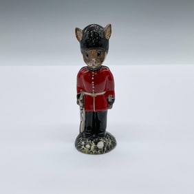 Royal Doulton Bunnykins Prototype Figurine, Sergeant Guardsman