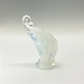 Signed Sabino France Art Deco Opalescent Crystal Elephant
