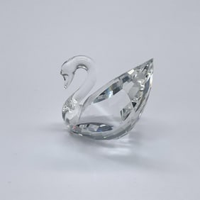 Swarovski Crystal Society Renewal Figurine, Swan