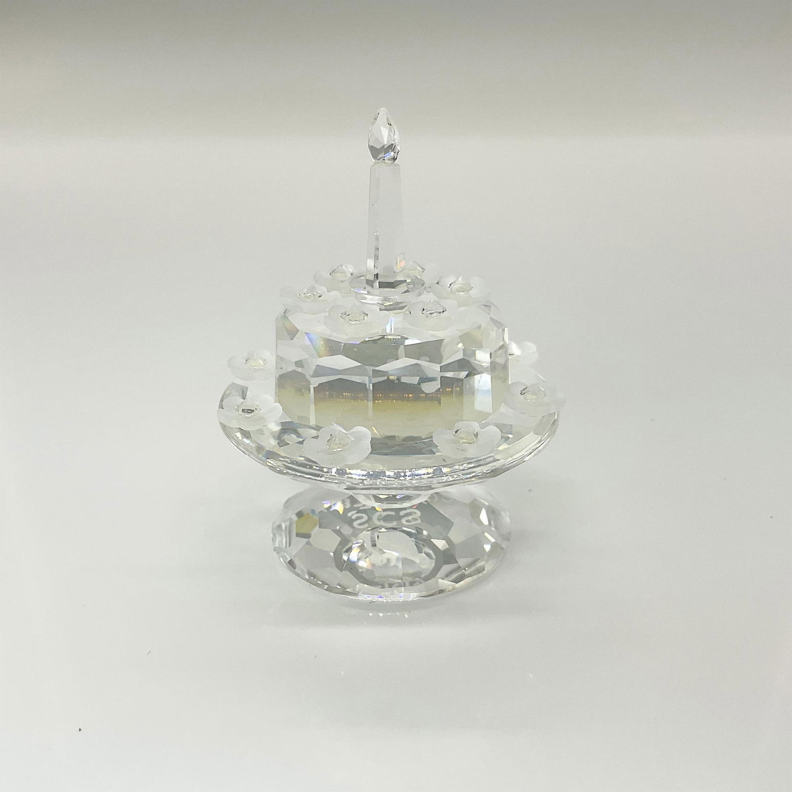 Swarovski SCS Figurine, Happy Birthday Cake (1 of 4)