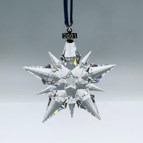 Swarovski Crystal Figurine, 2001 Christmas Ornament