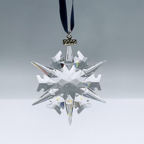 Swarovski Crystal Figurine, 2002 Christmas Ornament