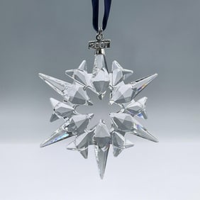 Swarovski Crystal Figurine, 2007 Christmas Ornament