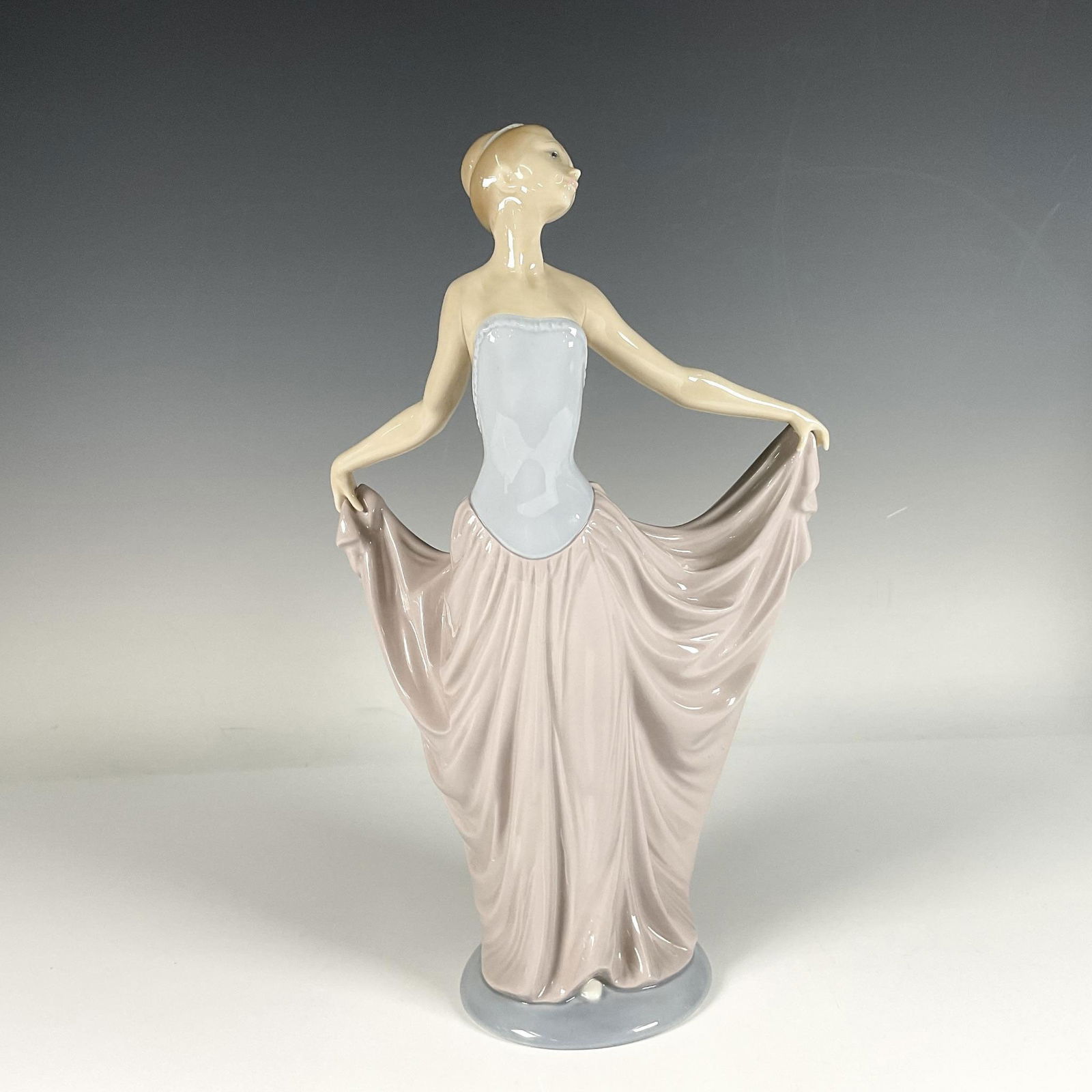 Dancer 1005050 - Lladro Porcelain Figurine (1 of 4)