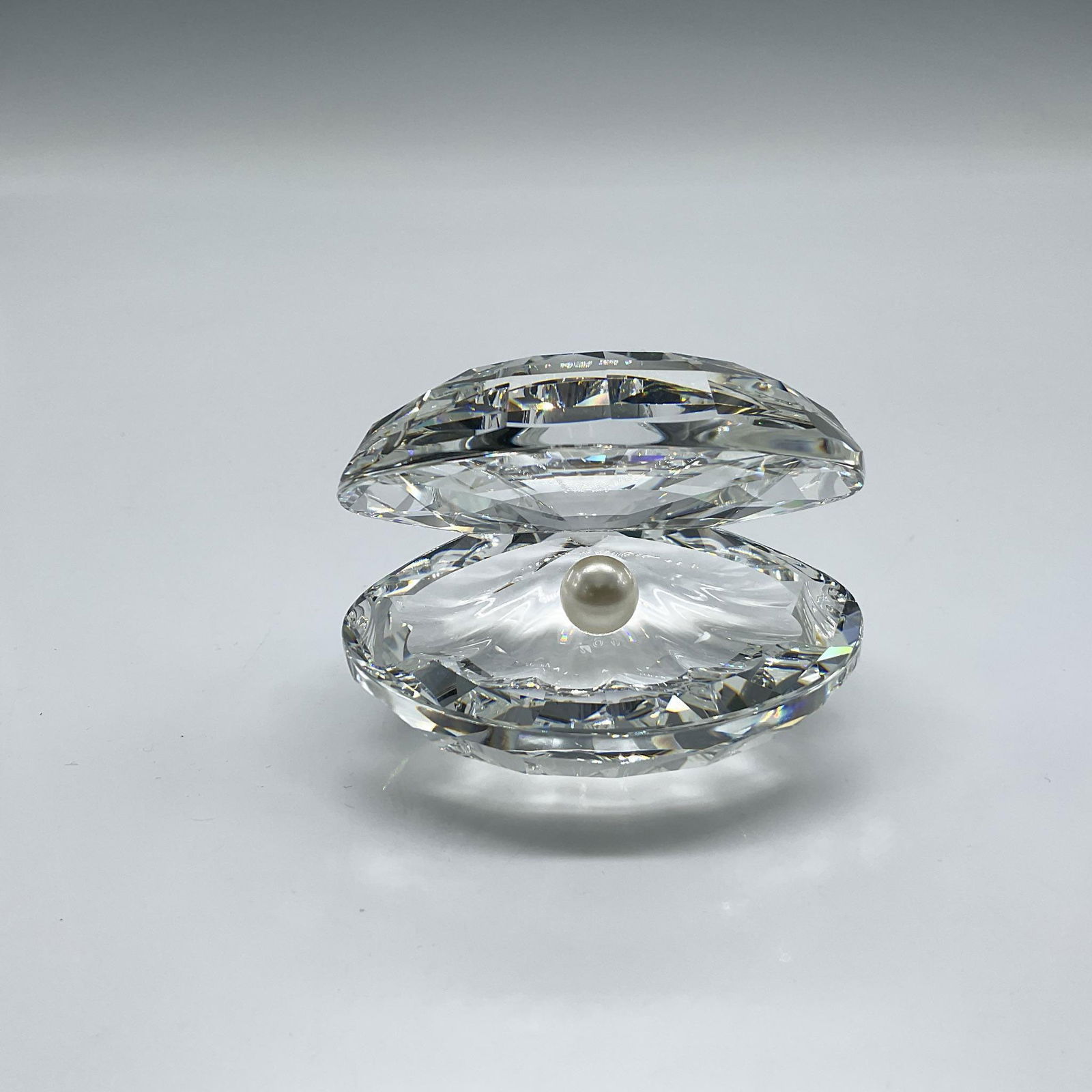 Swarovski Silver Crystal Figurine, Oyster Shell with Pearl (1 of 4)