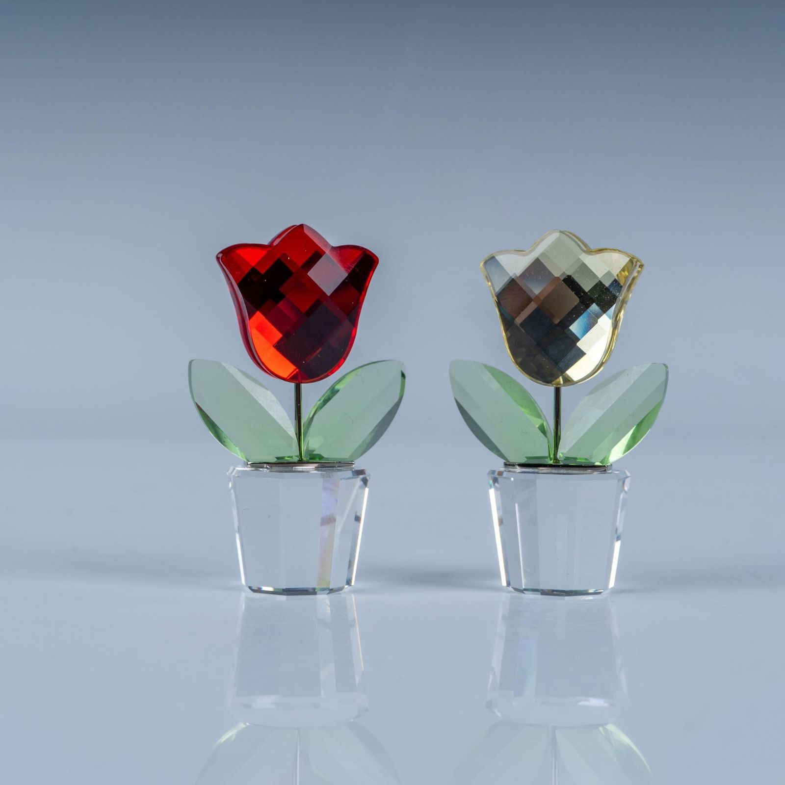 Swarovski Crystal Tulip Figurines with Original Boxes (1 of 5)