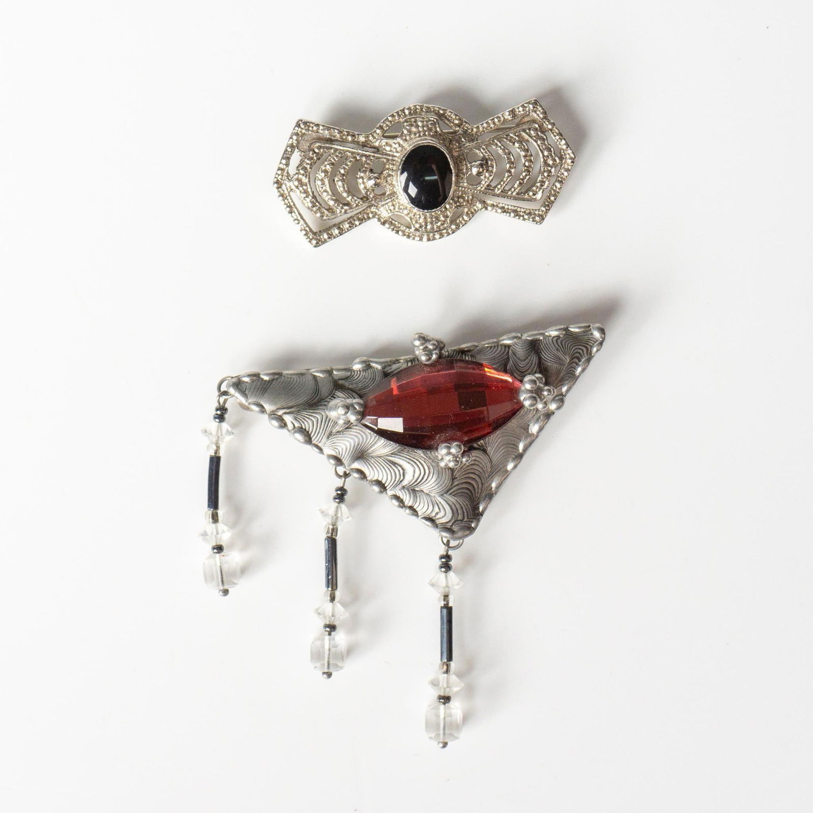 2pc Silver Metal Art Deco Brooches (1 of 3)