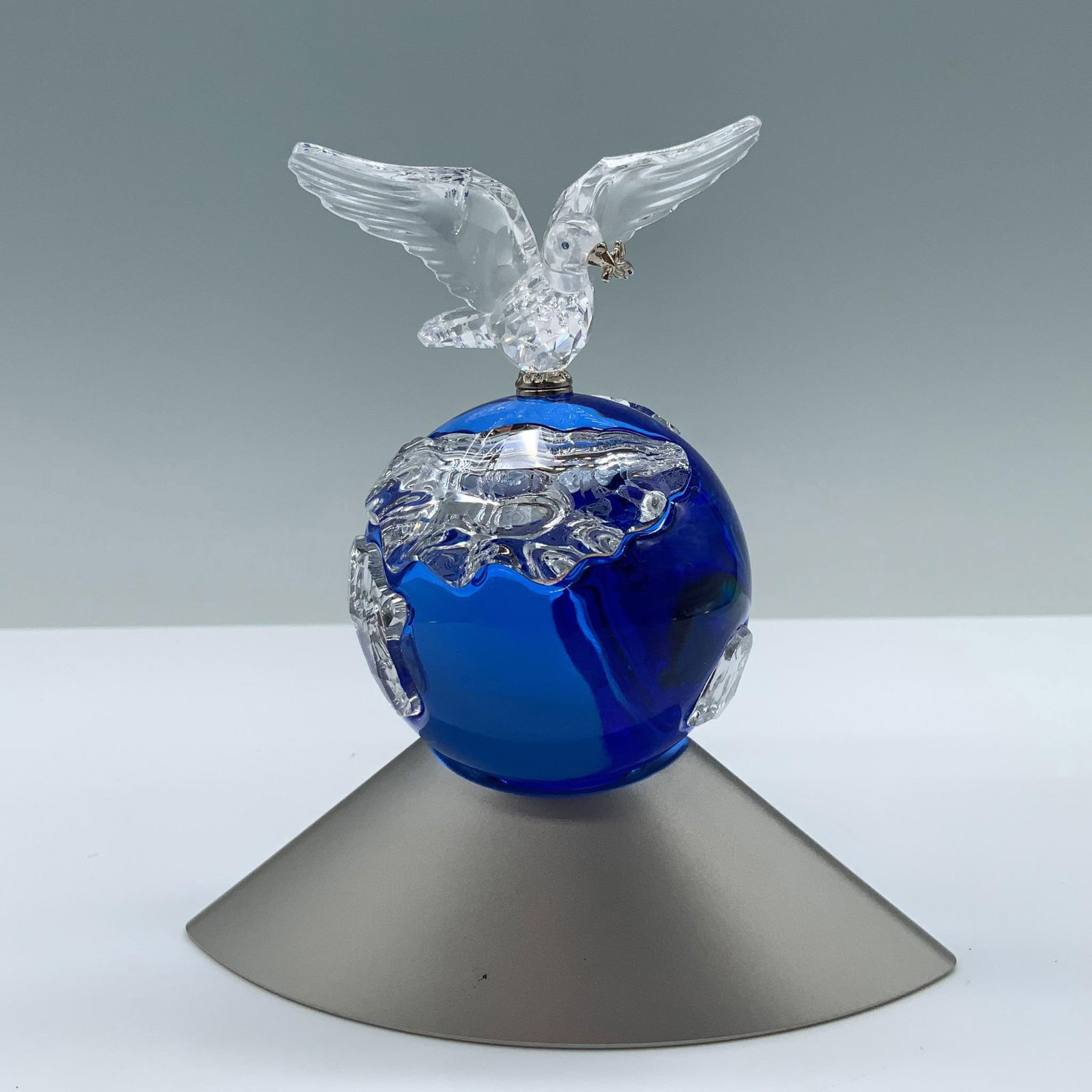 Swarovski Crystal Figurine, 2000 Crystal Planet (1 of 4)