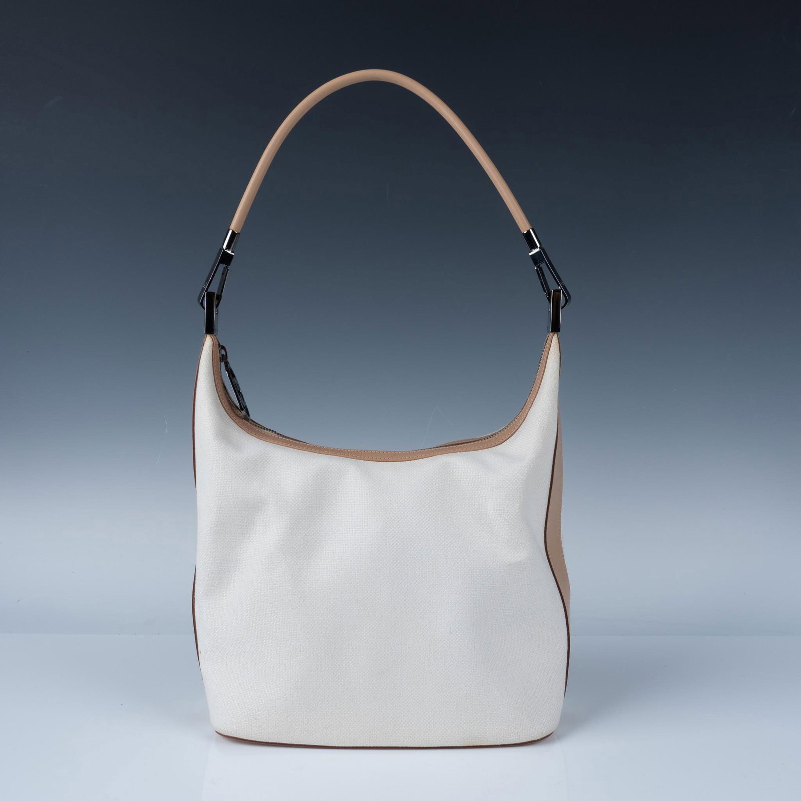 Gucci Cream Plain Nylon Shoulder Bag 001 3814 (1 of 8)