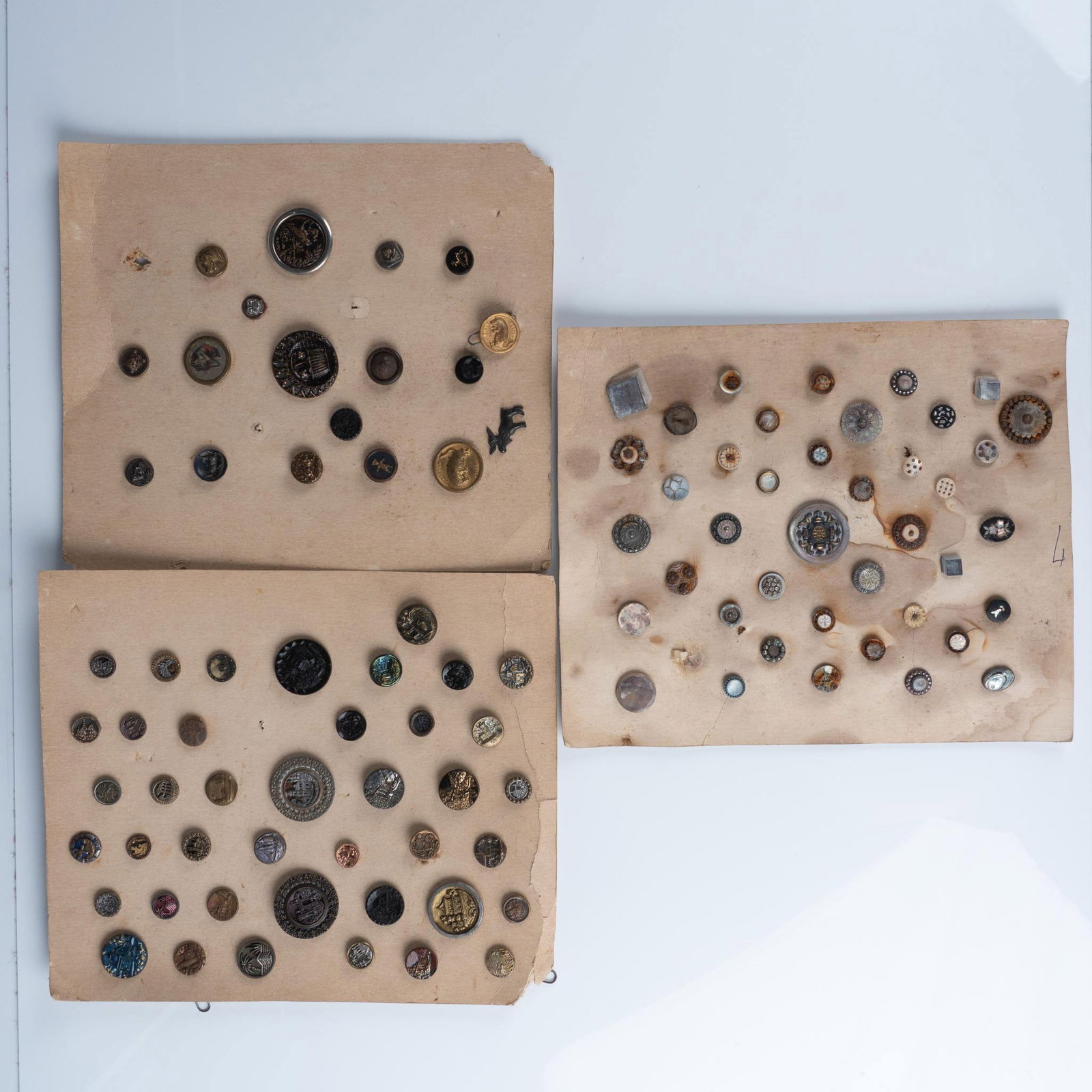 3 Cards of Assorted Pictorial Victorian Buttons (1 of 6)