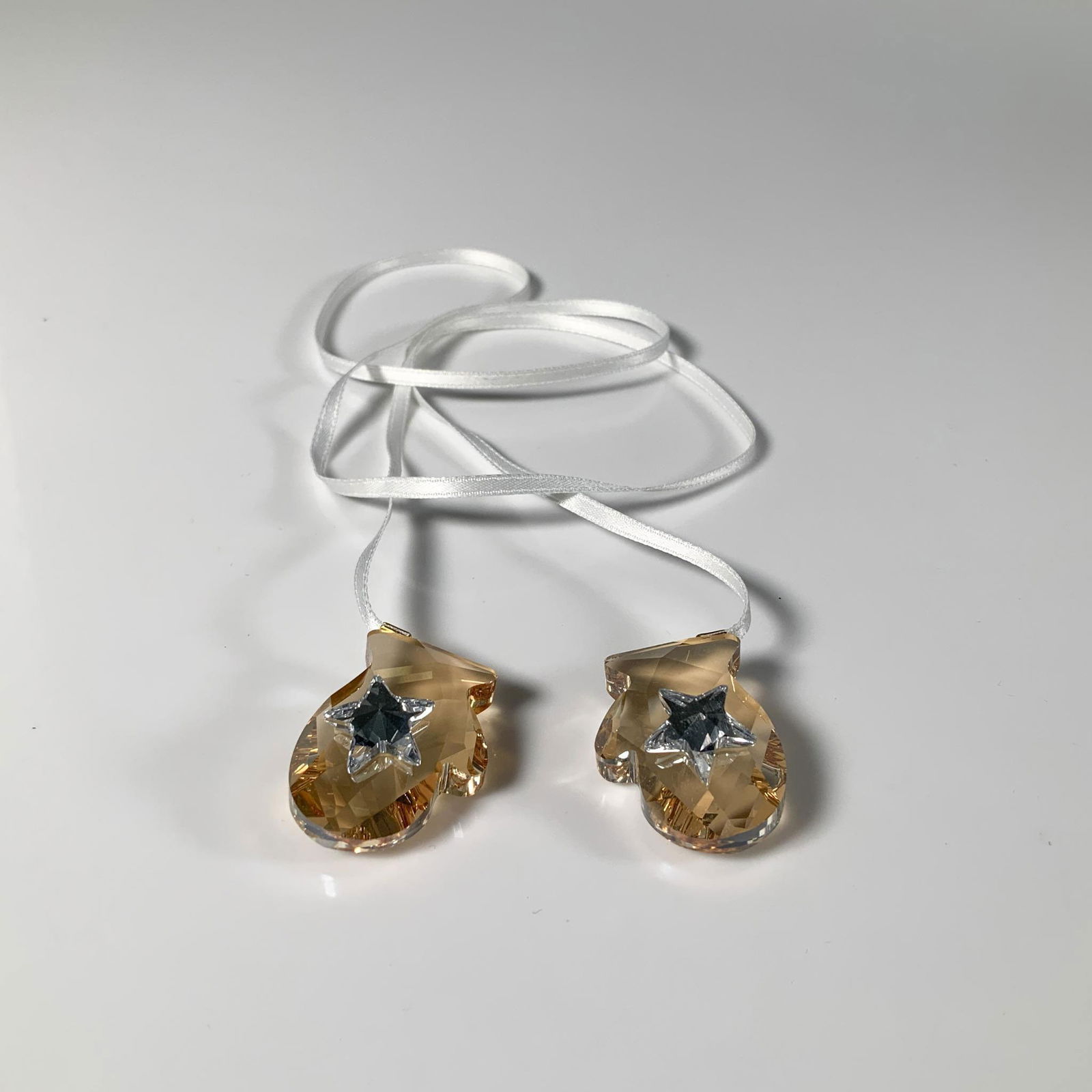 Swarovski Crystal Ornament, Twinkling Mittens (1 of 5)