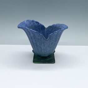 Weller Pottery Sydonia Blue Vase