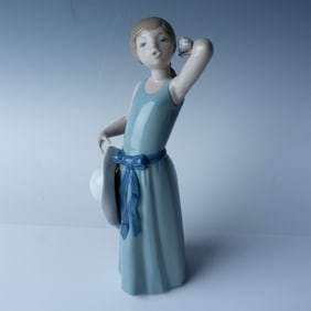 Lladro Porcelain Figurine, Prissy 1005010