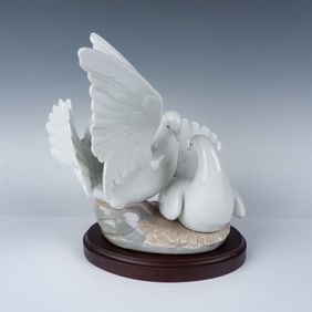 Lladro Porcelain Figurine, Love Nest 01006291