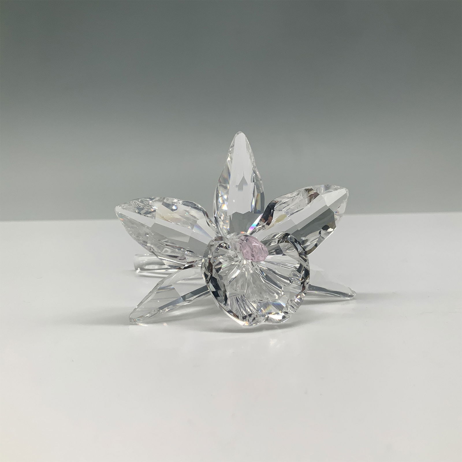 Swarovski Crystal Orchid Pink Dark Centre, w/ Original Box (1 of 4)