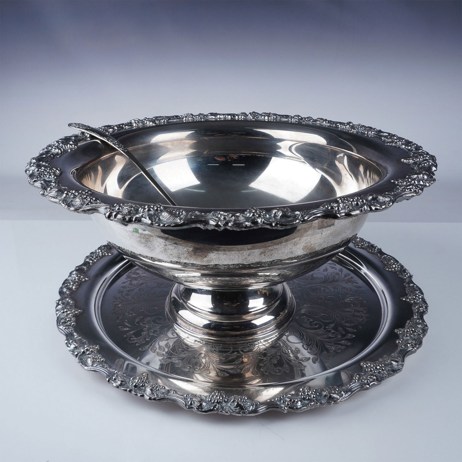 3pc Sheridan Silver-Plated Punch Bowl Set with Tray & Ladle (1 of 8)