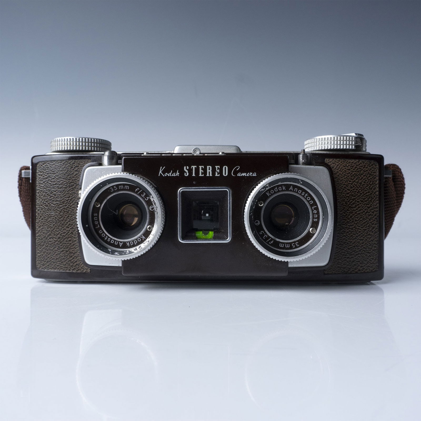 Kodak Stereo Camera, Brown Leather Body, 35mm Film (1 of 5)