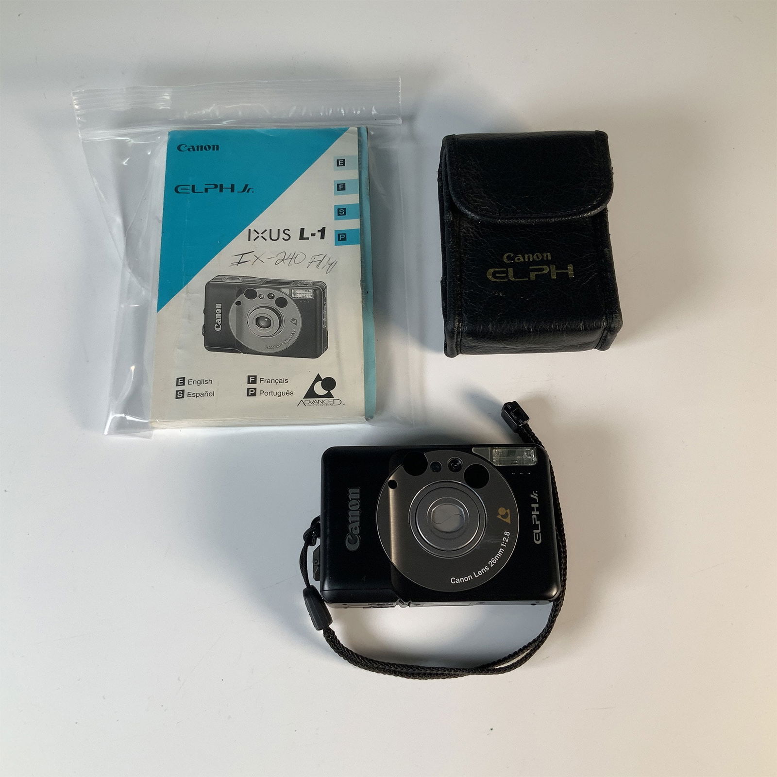 Canon ELPH Jr. APS Film Camera with 26mm Lens and Case (1 of 2)